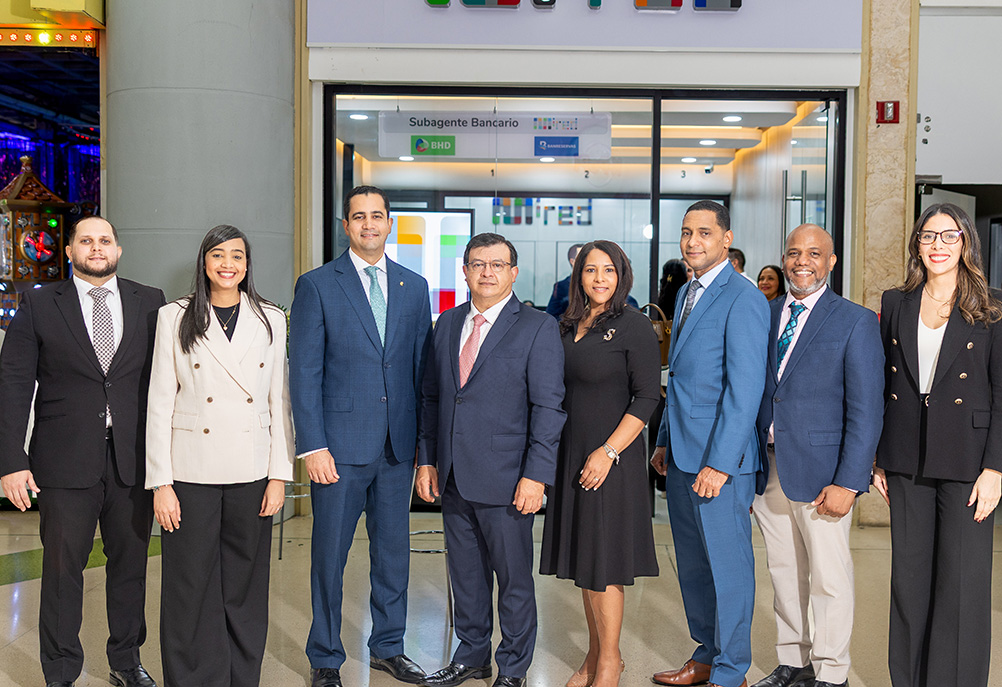 Inauguración del Subagente Bancario MiRed en Sambil Santo Domingo